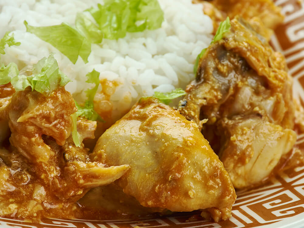 assiette de colombo de poulet